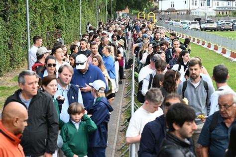 Wimbledon queue: When does it open and what tickets are .